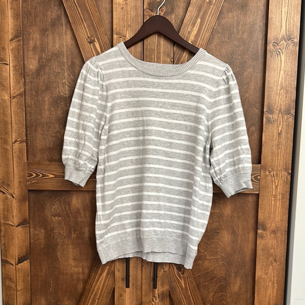 Marled Gray Short Sleeve Ribbed Crew Neck Sweater